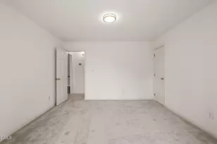4925 Old Millcrest Ct, Raleigh, NC 27609 - Photo 36