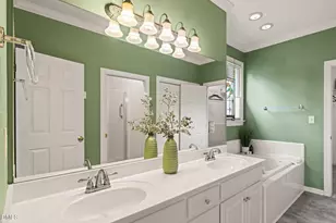 4925 Old Millcrest Ct, Raleigh, NC 27609 - Photo 28
