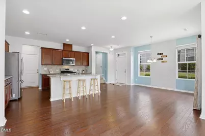 814 Bristol Bridge Drive, Cary, NC 27519 - Photo 2