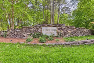 5404 Turtlehead Ct, Holly Springs, NC 27540 - Photo 2