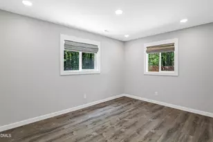 9711 Gates Ln, Chapel Hill, NC 27516 - Photo 18