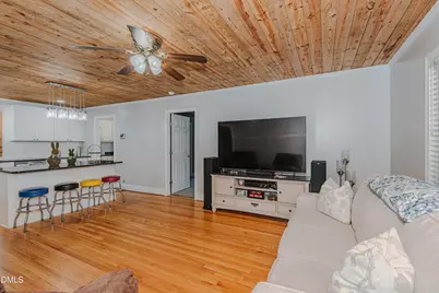 3244 Maple Avenue, Burlington, NC 27215 - Photo 6