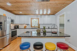 3244 Maple Ave, Burlington, NC 27215 - Photo 10