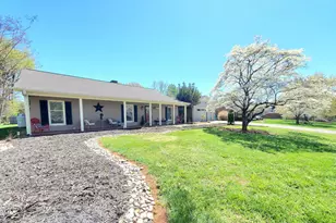 1108 Fairweather Dr, Kernersville, NC 27284 - Photo 4