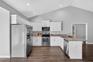 40 N Treeline Dr, Spring Hope, NC 27882 - Photo 10