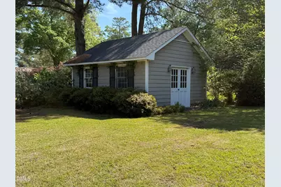 907 Chestnut Drive, Smithfield, NC 27577 - Photo 36