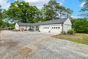 100 W Lakeside Dr, Fuquay-Varina, NC 27526 - Photo 36