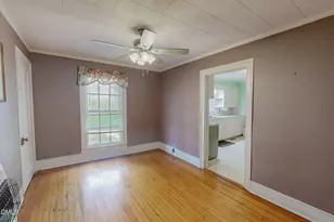 115 N Morgan St, Roxboro, NC 27573 - Photo 18