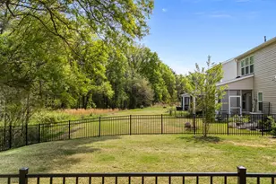 5862 Woodlawn Dr, Durham, NC 27703 - Photo 38