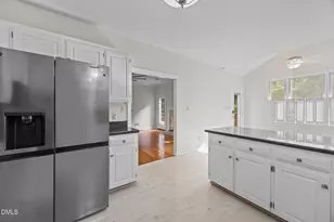 25 St Andrews Ct, Durham, NC 27707 - Photo 14