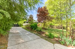 1902 White Plains Rd, Chapel Hill, NC 27517 - Photo 10