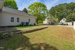 2533 Big Sky Ln, Raleigh, NC 27615 - Photo 32