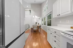 305 McGregor Dr, Chapel Hill, NC 27514 - Photo 8