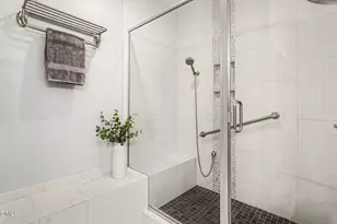 216 Hbr Crk Dr, Cary, NC 27511 - Photo 16