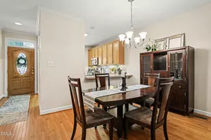 216 Hbr Crk Dr, Cary, NC 27511 - Photo 8