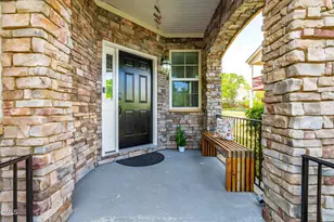 304 Liberty Rose Dr, Morrisville, NC 27560 - Photo 2