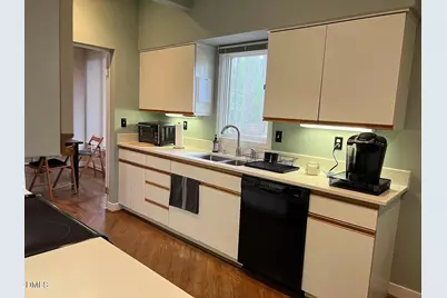 23 Bloomsbury Court, Chapel Hill, NC 27517 - Photo 10