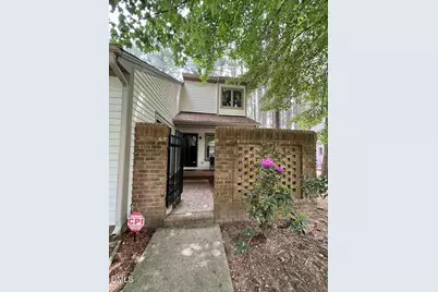 23 Bloomsbury Court, Chapel Hill, NC 27517 - Photo 2