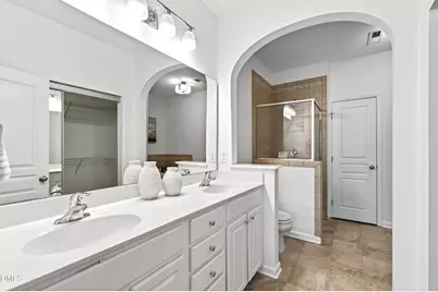 5415 Crescentview Parkway, Raleigh, NC 27606 - Photo 6