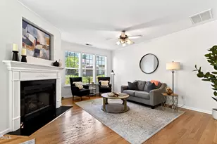 5415 Crescentview Pkwy, Raleigh, NC 27606 - Photo 32