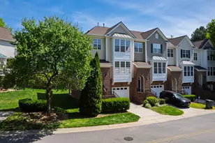 5415 Crescentview Pkwy, Raleigh, NC 27606 - Photo 10