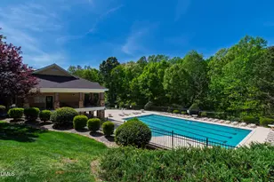 5415 Crescentview Pkwy, Raleigh, NC 27606 - Photo 8