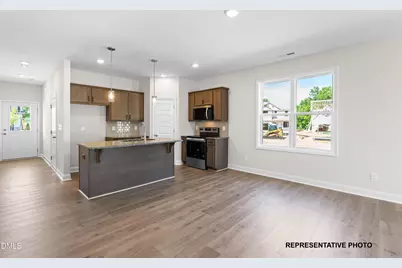 133 Longfield Court, Dunn, NC 28334 - Photo 2