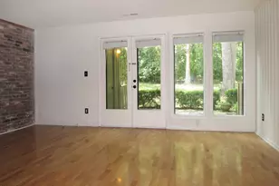 802 Oak Tree Dr, Chapel Hill, NC 27517 - Photo 2