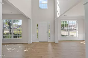 402 Sherwood Forest Pl, Cary, NC 27519 - Photo 2