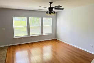 108 Poppy Hills Ct, Raleigh, NC 27603 - Photo 2