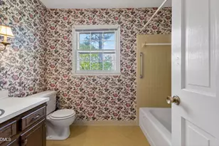 3001 Glen Burnie Dr, Raleigh, NC 27607 - Photo 32