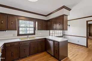 3001 Glen Burnie Dr, Raleigh, NC 27607 - Photo 16