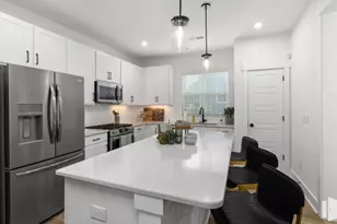 253 Asher Hls Ct, Raleigh, NC 27601 - Photo 2