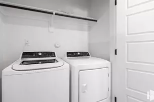 253 Asher Hls Ct, Raleigh, NC 27601 - Photo 8