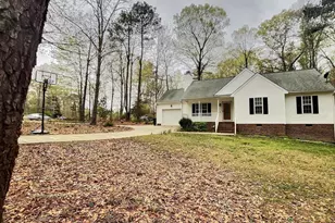 20 Hollyfield Ln, Youngsville, NC 27596 - Photo 2