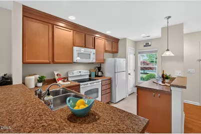 1905 Bartlett Circle, Hillsborough, NC 27278 - Photo 8