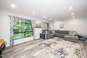 5961 Dixon Dr, Raleigh, NC 27609 - Photo 8