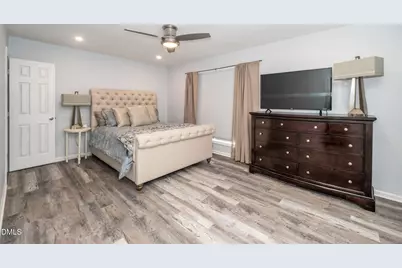 5961 Dixon Drive, Raleigh, NC 27609 - Photo 12