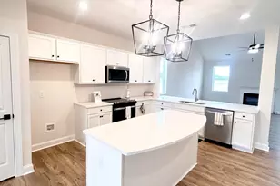 102 Maverick Ln, Dunn, NC 28334 - Photo 6
