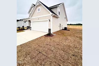 102 Maverick Lane, Dunn, NC 28334 - Photo 2