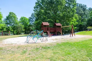 4225 Pin Oak Dr, Durham, NC 27707 - Photo 32