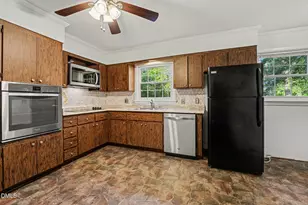 1007 S Andrews Ave, Goldsboro, NC 27530 - Photo 6