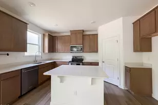 1717 Willow Lndg Wy, Willow Springs, NC 27592 - Photo 2