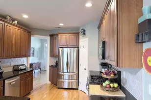 104 Alden Village Ct, Cary, NC 27519 - Photo 8