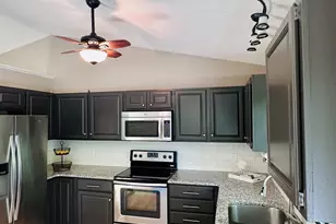 811 Sanderson Dr, Durham, NC 27704 - Photo 4