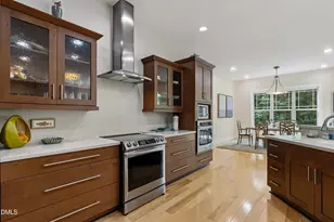 10004 Sandcreek Ct, Chapel Hill, NC 27517 - Photo 20