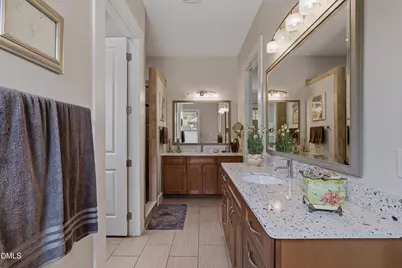 10004 Sandcreek Court, Chapel Hill, NC 27517 - Photo 34