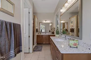 10004 Sandcreek Ct, Chapel Hill, NC 27517 - Photo 34