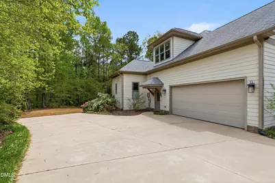 10004 Sandcreek Court, Chapel Hill, NC 27517 - Photo 4