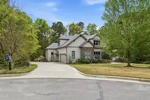 10004 Sandcreek Ct, Chapel Hill, NC 27517 - Photo 60